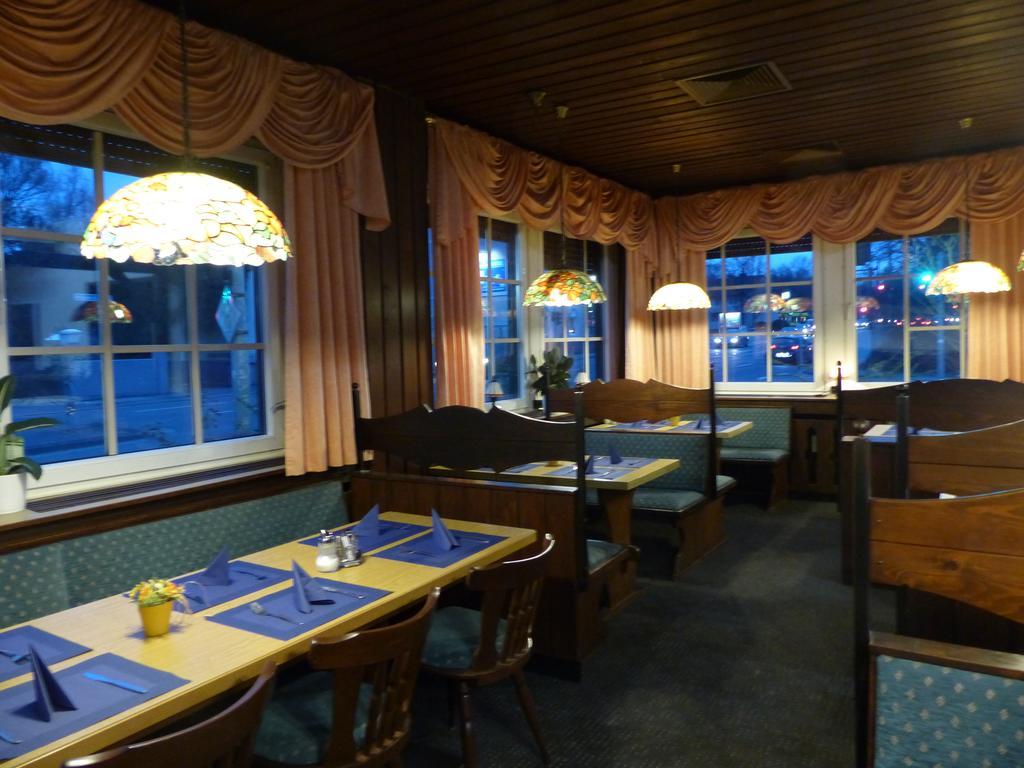 Hotel Duemptener Hof ミュルハイム・アン・デア・ルール エクステリア 写真
